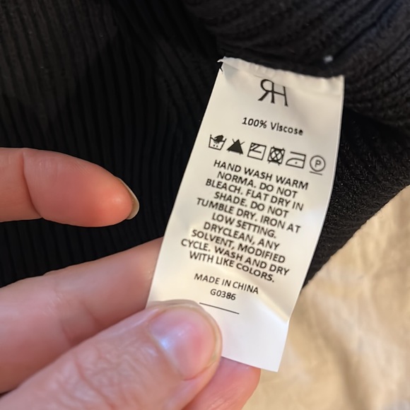 NEW Rihoas Black Ribknit sweetheart crop with tags, Large - Picture 6 of 7